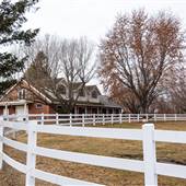 South Thompson Inn Kentucky Style Carriage House