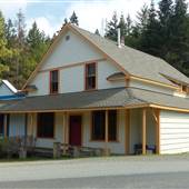 860 Hillier Rd