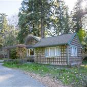 Milner Gardens (Gardener's Cabin)
