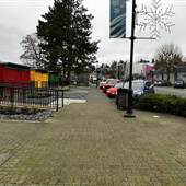 Shoppers Row