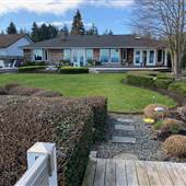 White Heron Beach House in Parksville