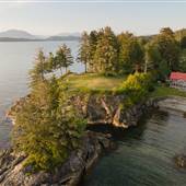 Outer Shores Lodge