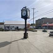 Town Square - Marine Avenue