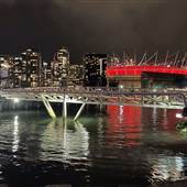 Canoe Bridge - Night