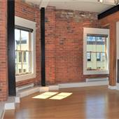 Victoria, exposed brick New York style loft.