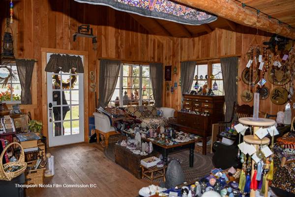 Akashic Ranch 03 Crystals & Curiosities Cabin (9/20/2018 - Credits: Mary Putnam)