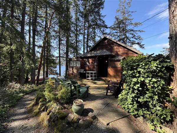 Shawnigan Lake Cabins (4/16/2025 - Credits: LJ Leppard)