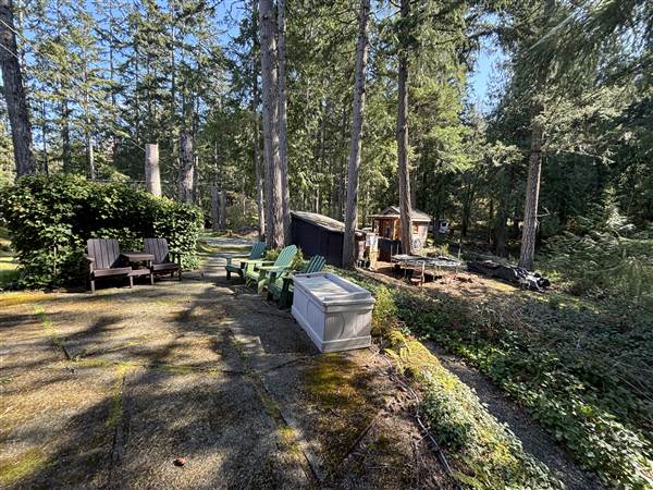 Shawnigan Lake Cabins (4/16/2025 - Credits: LJ Leppard)