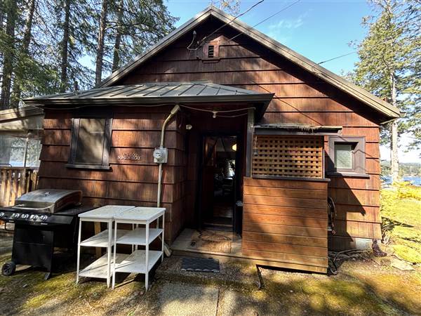 Shawnigan Lake Cabins (4/16/2025 - Credits: LJ Leppard)