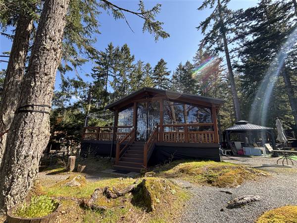 Shawnigan Lake Cabins (4/16/2025 - Credits: LJ Leppard)